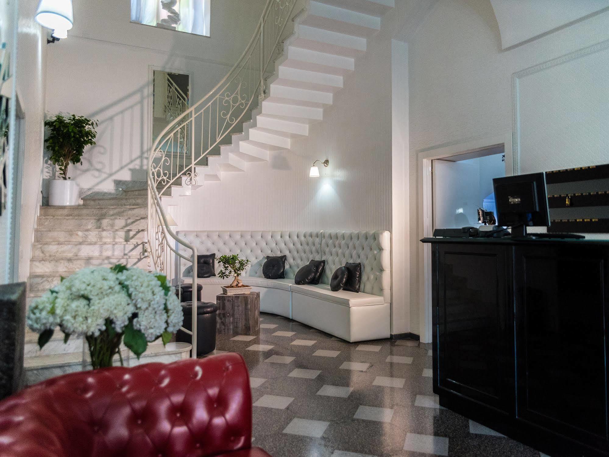 Hotel Santa Chiara Nocera Inferiore Buitenkant foto